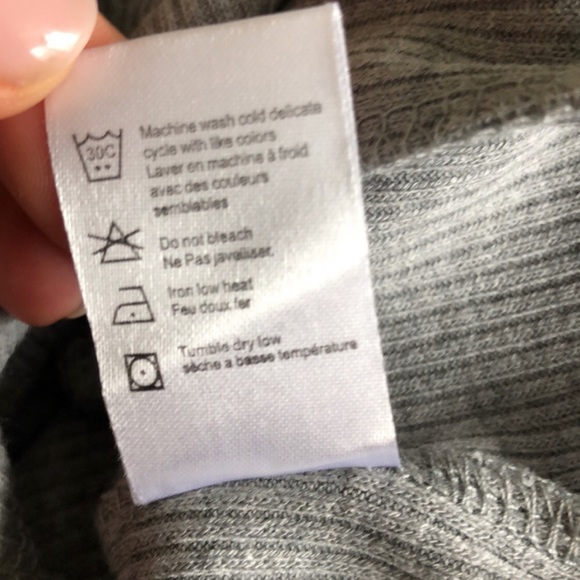 Chaser | Light Gray Cozy Rib Romper. Size Medium. - Picture 9 of 10